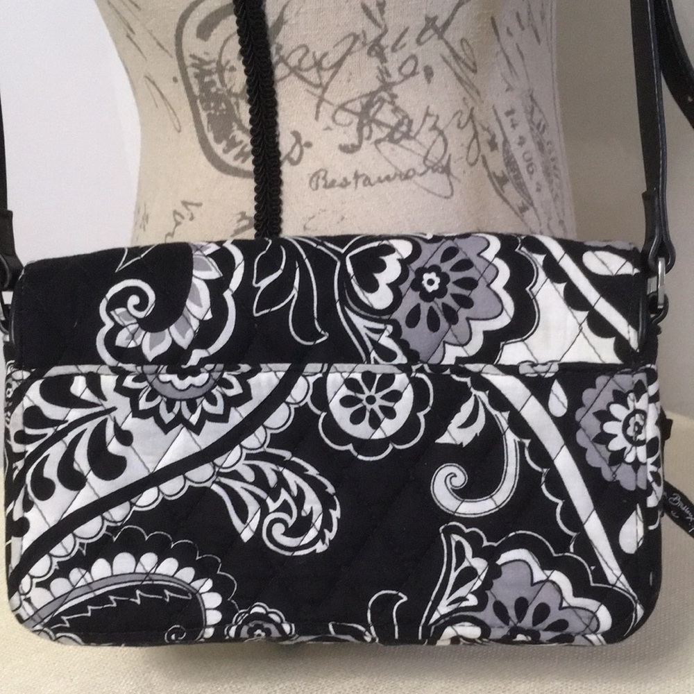 Vera Bradley Turn Lock Shoulder Crossbody Bag in Midnight Paisley - Picture 4 of 13